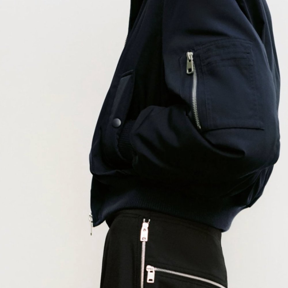 BLOGGER'S FAVE! Zara Short Bomber Jacket Navy Blue NWT - Picture 7 of 10